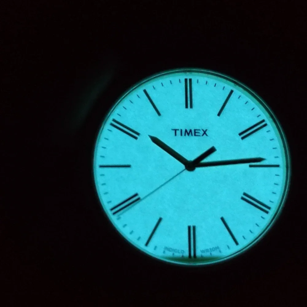 Vintage 2012 Timex Easy Reader Indiglo 38mm Gold Tone Mens‎ Quartz Dress Watch
